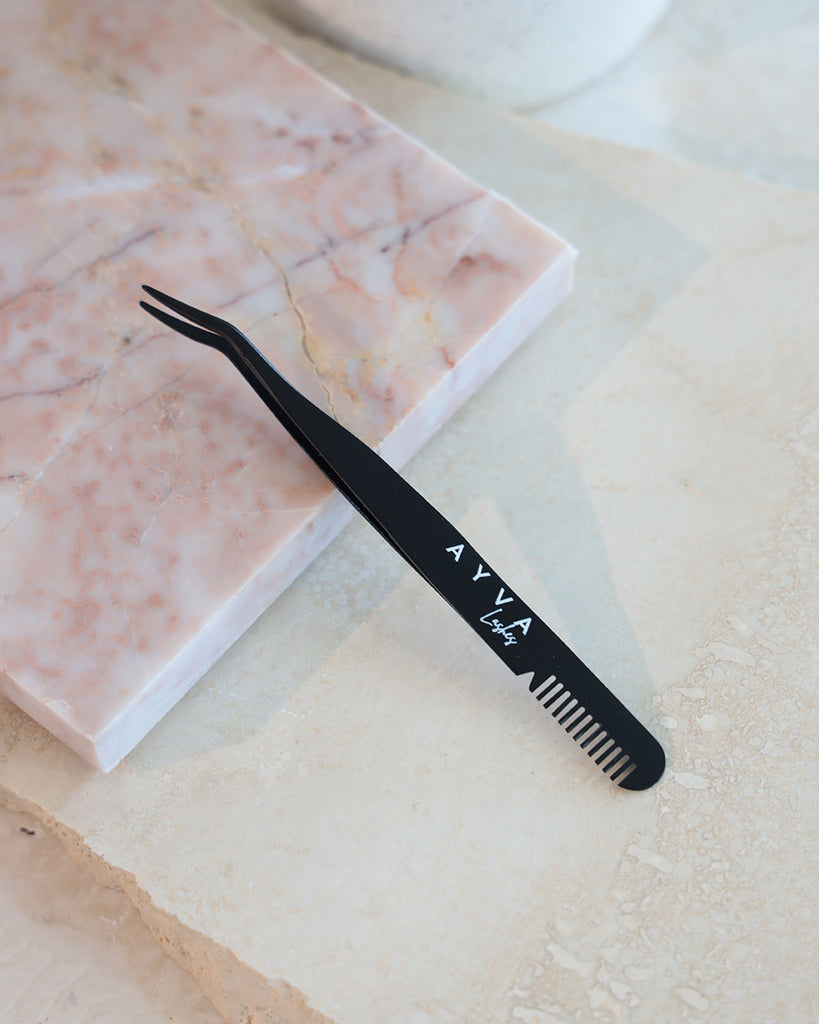 Eyelash Applicator Tweezers with Comb Head